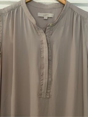 LOFT Sleeveless Ruffle-Trim Blouse in Soft Taupe/Greige